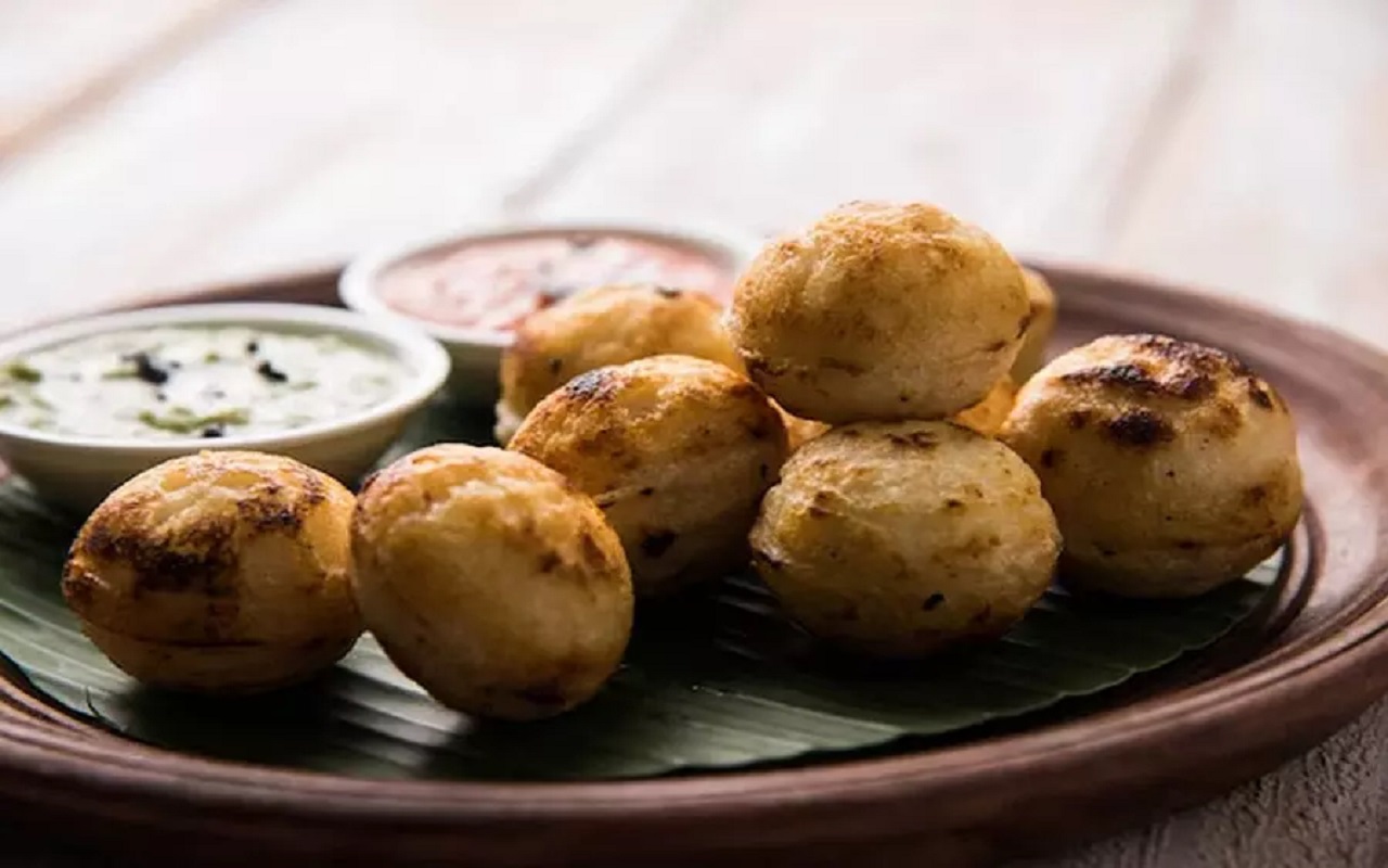 Recipe Tips: You can also make and eat Masoor Dal Appe at home.