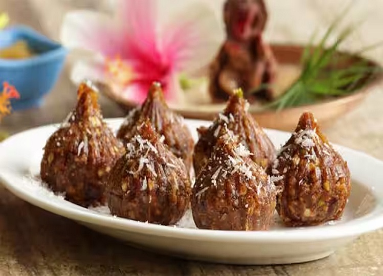 Ganesh Chaturthi Special: You can also make dry fruits modak to offer to Lord Ganesha.