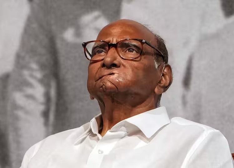 Sharad Pawar: Sharad Pawar trapped after giving statement on Israel, country's politics heated up, Gadkari condemned