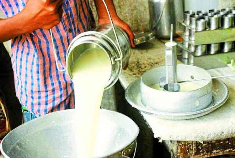 Uttar Pradesh : Seller sentenced to six months for selling adulterated milk