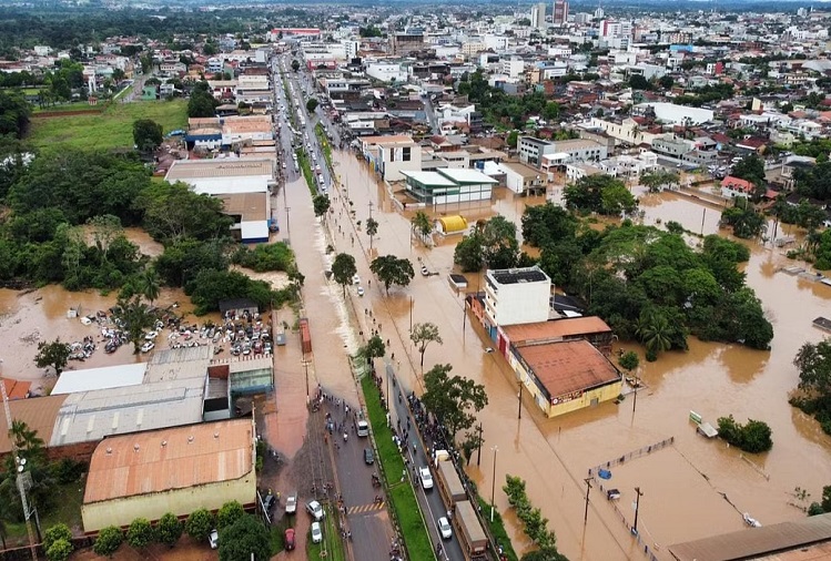 Heavy rain in Brazil kills 26 people