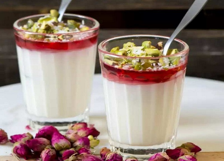 Recipe Tips: You can also make special Gulkand Thandai on Shivratri, know the recipe