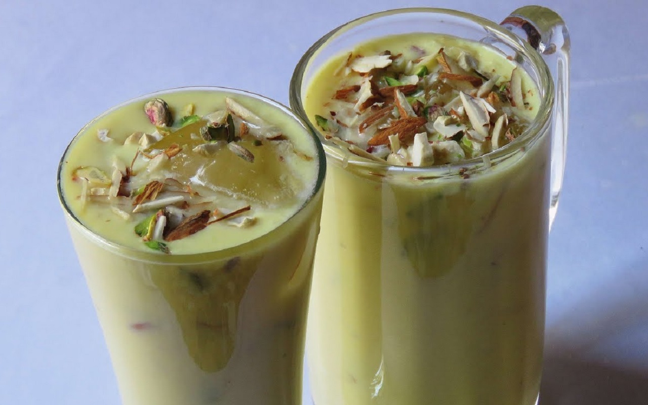 Recipe Tips: You can also make and drink 'Kalakand Lassi' at home, you will enjoy