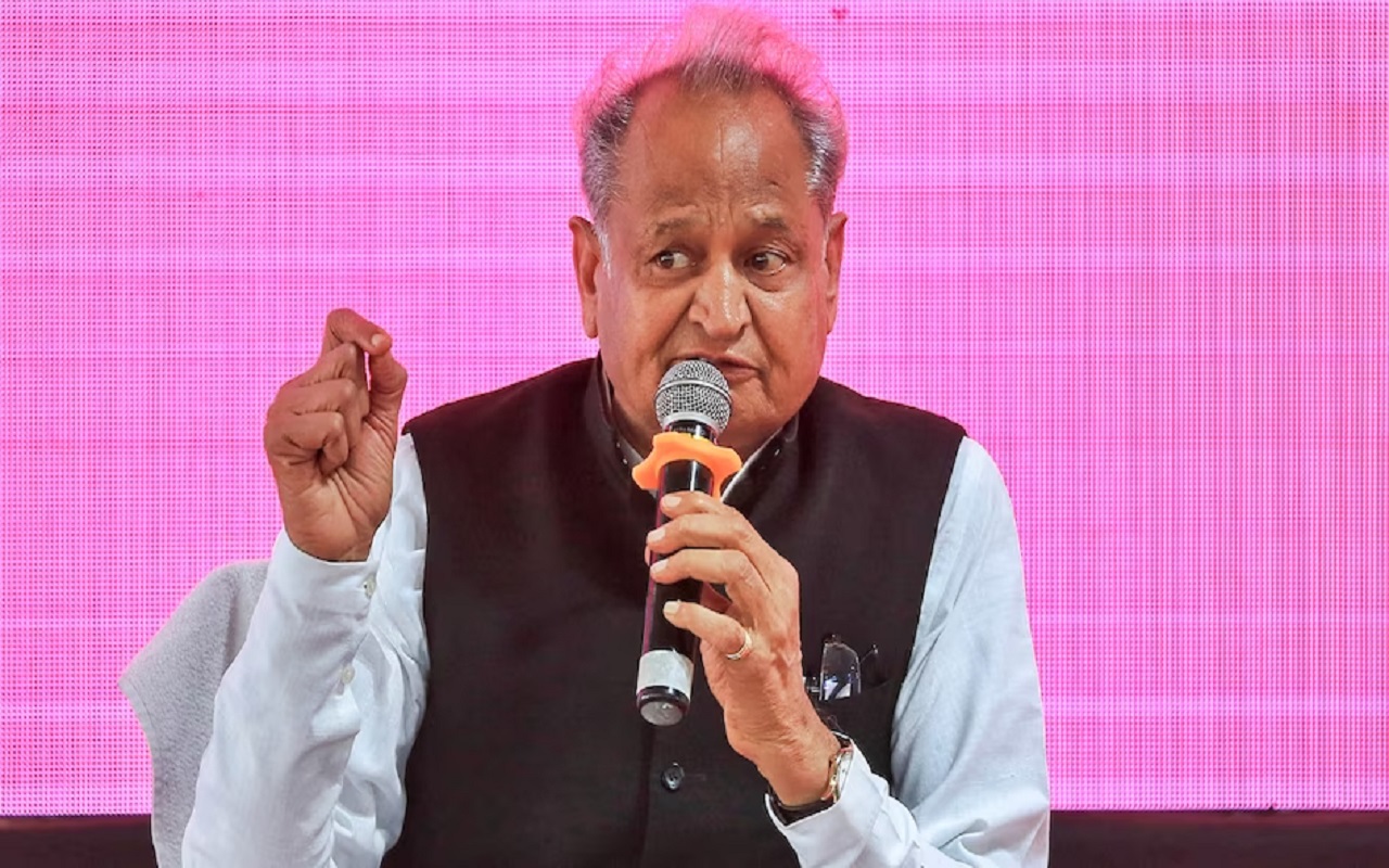 Rajasthan: CM Ashok Gehlot will visit districts affected by Biparjoy, will take stock of the situation