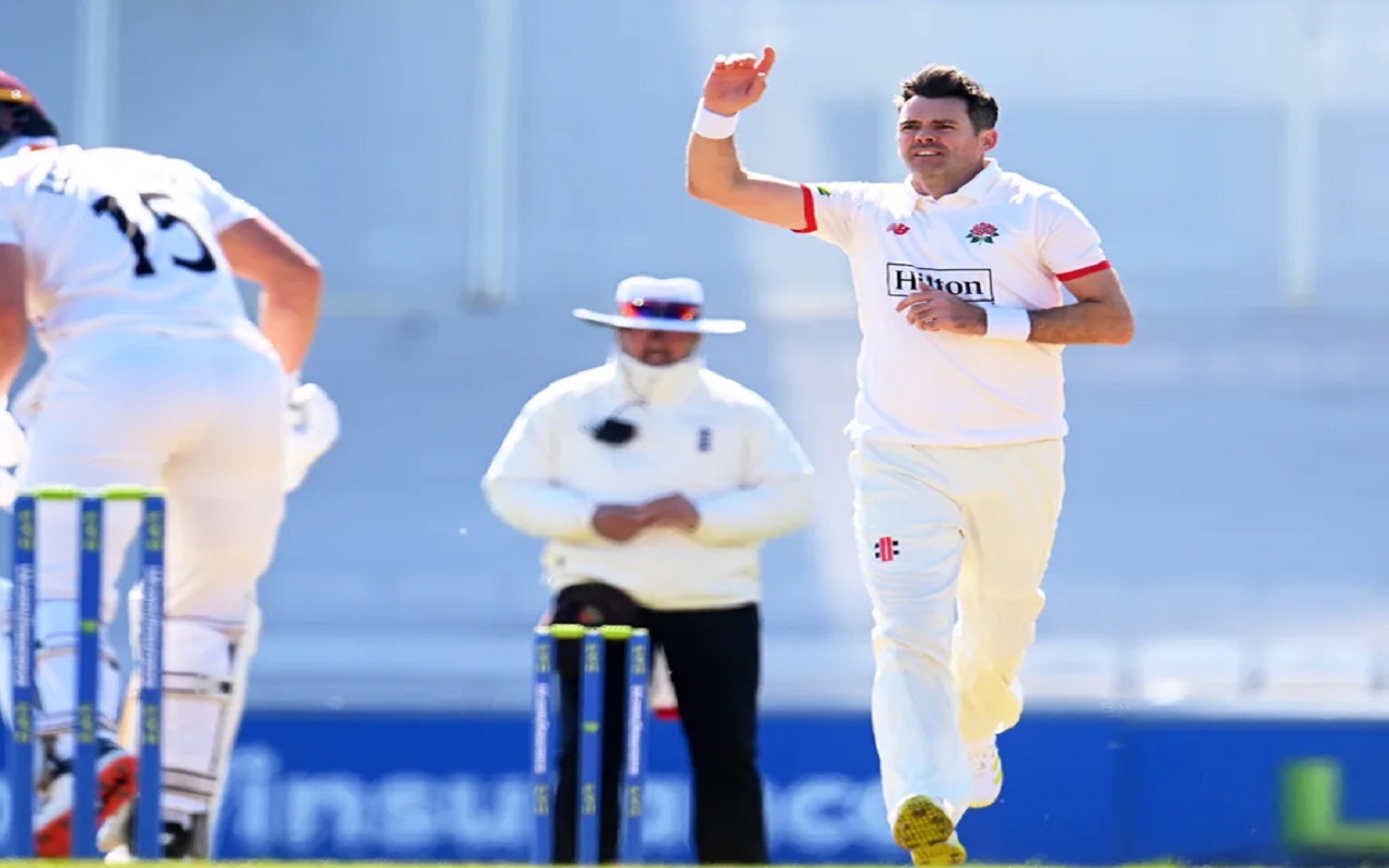 James Anderson: James Anderson of England achieved this great achievement in Test cricket.