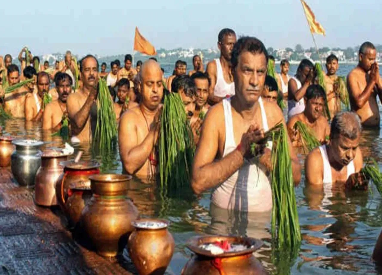 Pitru Paksha: Why is Tarpan not done without Kush? Know what is the belief behind it