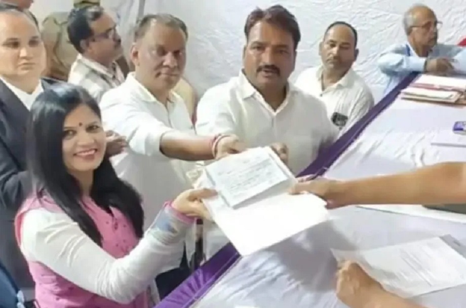 Anta Assembly seat: Congress candidate Bhaiya's wife Urmila Jain filing nomination sparks speculation