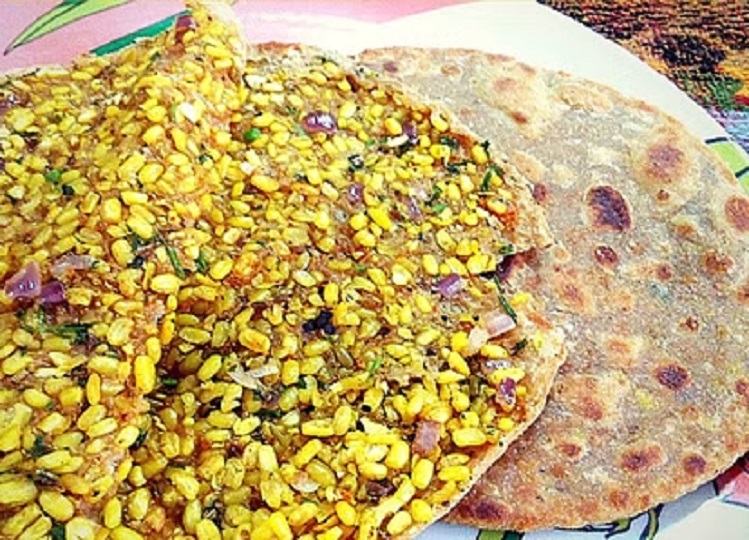 Recipe Tips: You can also make Aloo Moong Paratha for breakfast.