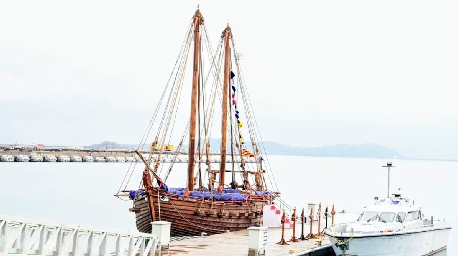 Indian Navy reconstructs 5th century ship, names it INSV Koundinayya... 