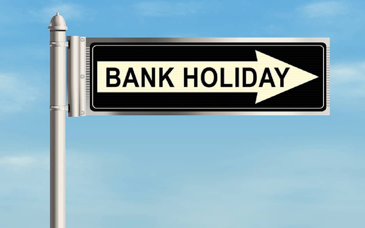 Bank Holiday: Banks will remain closed for 15 days, this time you should know and complete the stalled work