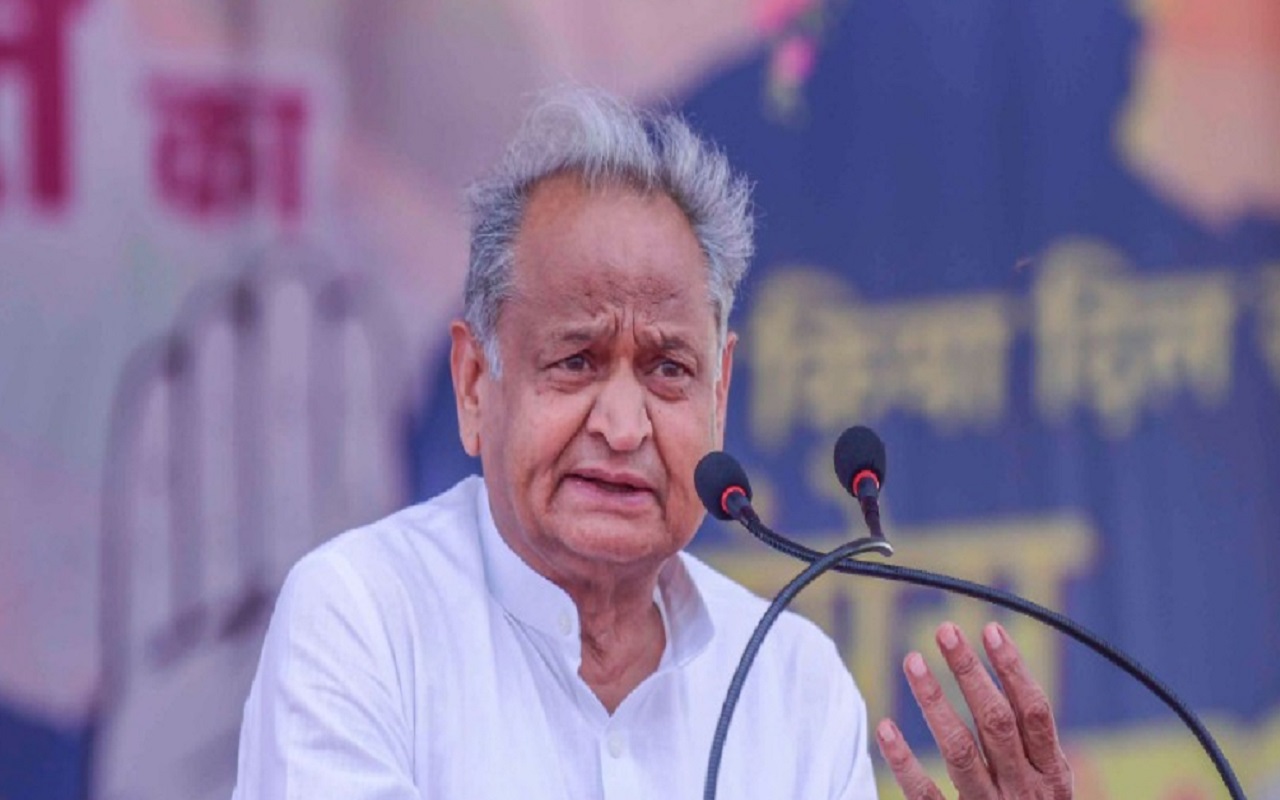 Now Ashok Gehlot has asked this question to the NDA government regarding NEET exam