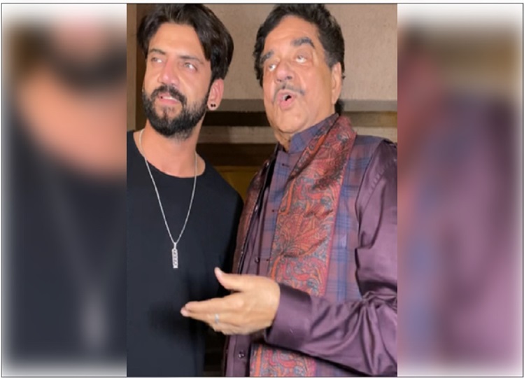 Before Sonakshi's wedding, father Shatrughan had dinner with Zaheer Iqbal and family