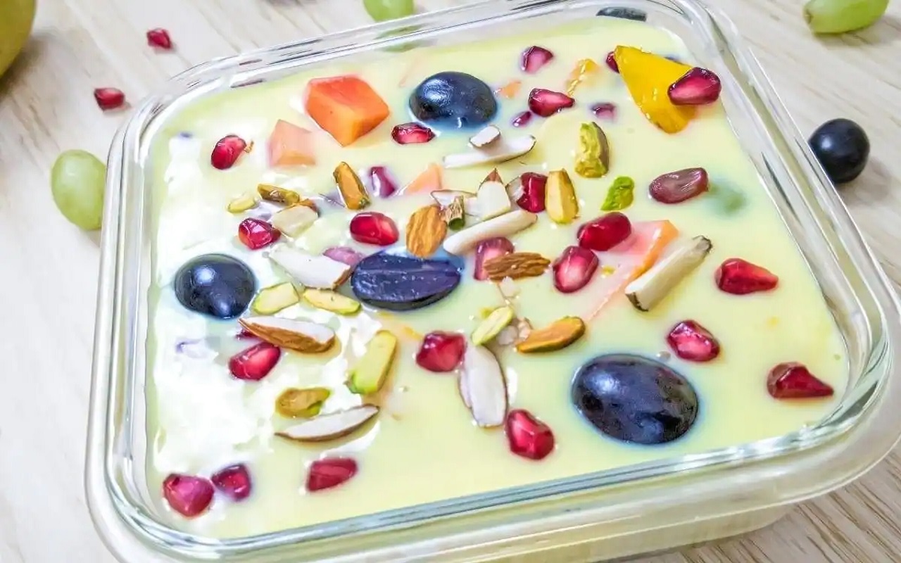 Recipe Tips: You can also make fruit custard at home during fasting, you will be happy after eating it