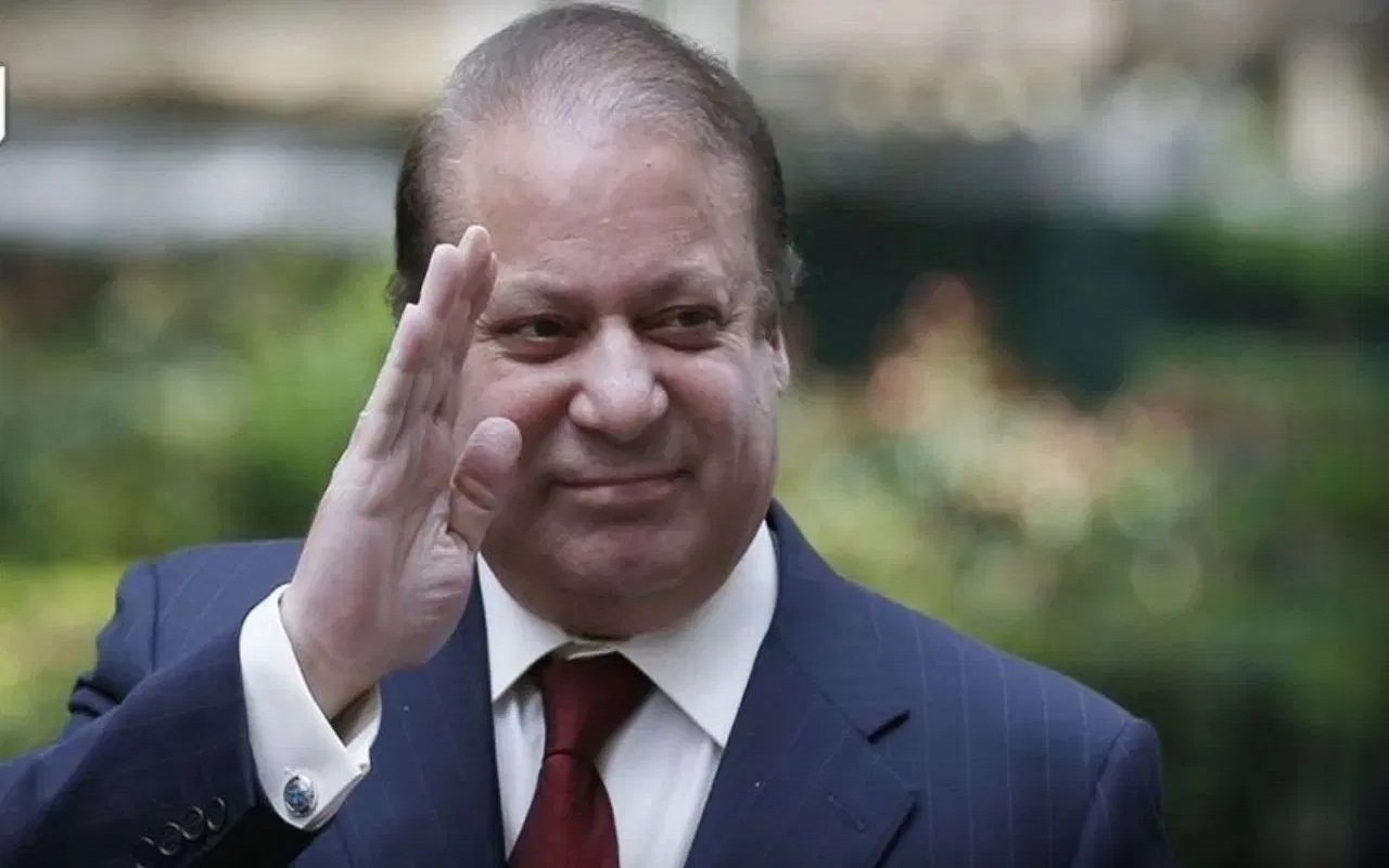 Nawaz Sharif: Nawaz Sharif returns to his homeland, Pakistan returning from London after four years