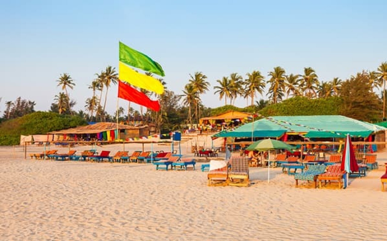 Travel Tips: Be sure to visit Baga Beach once with your wife, this is why it is famous in the world