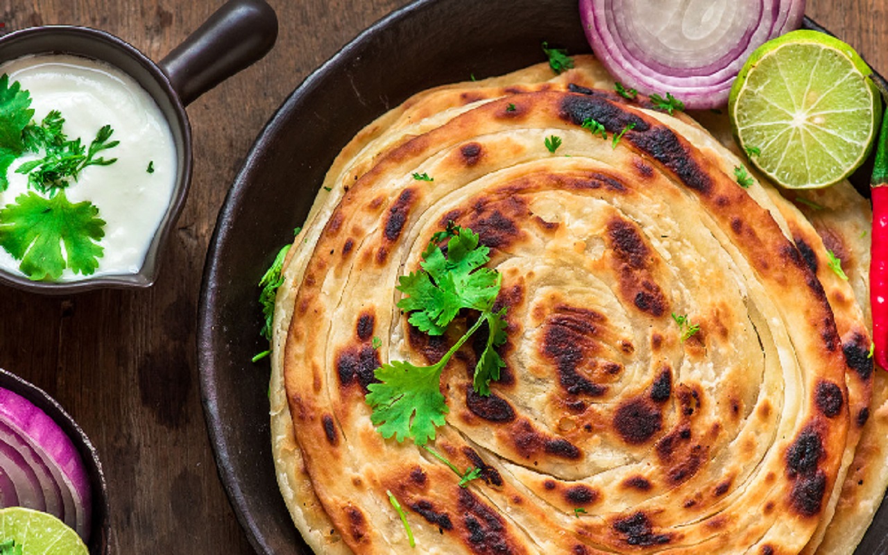 Recipe Tips: You can easily make hotel style Lachha Paratha at home, this is the method