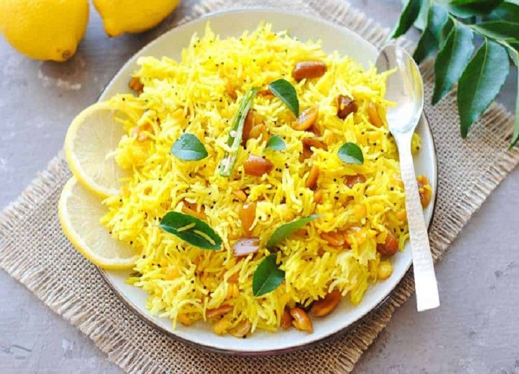 Recipe Tips: You can also make Lemon Tomato Rice at home for guests, they will be happy after eating it.