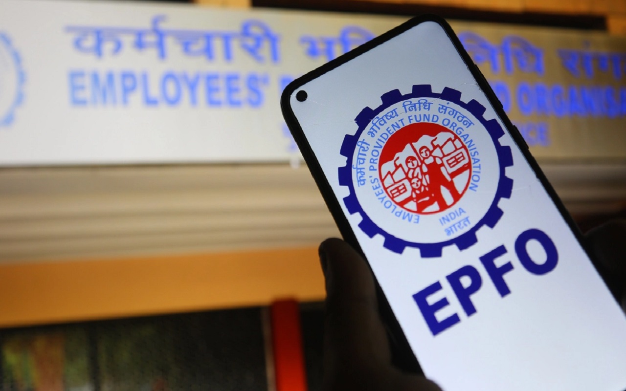 Utility News: EPFO's big blow to crores of PF account holders, now you too will not get this….