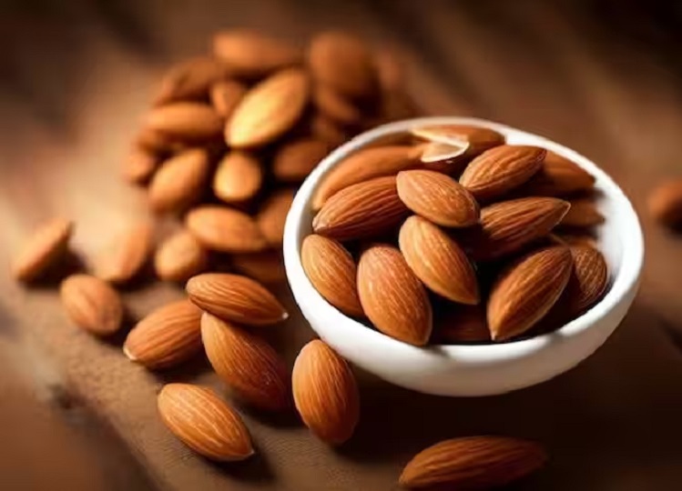 Health Tips: You will also get many benefits by consuming almonds, if you know then you will start from today itself.