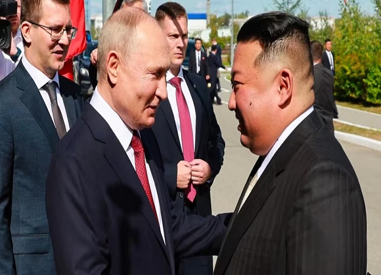 Putin-Kim Jong: Russian President Putin gifted this special car to Kim Jong, he had liked it on his last visit.