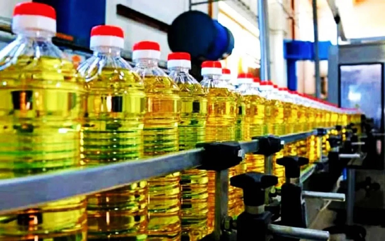 Indore. Edible Oils: Groundnut oil, soybean refined decline