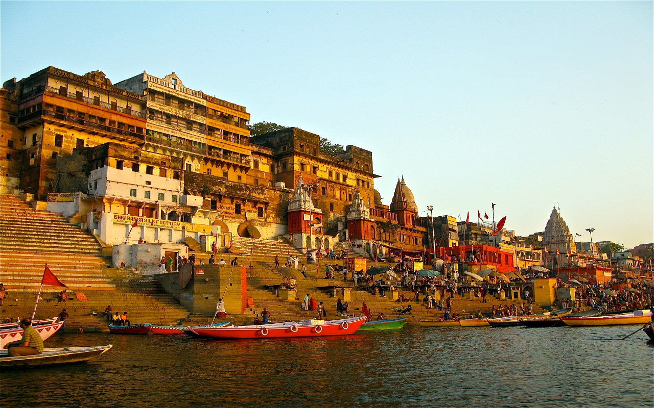 Travel Tips: If you are going to visit Banaras, then take the taste of the dishes there, you will enjoy