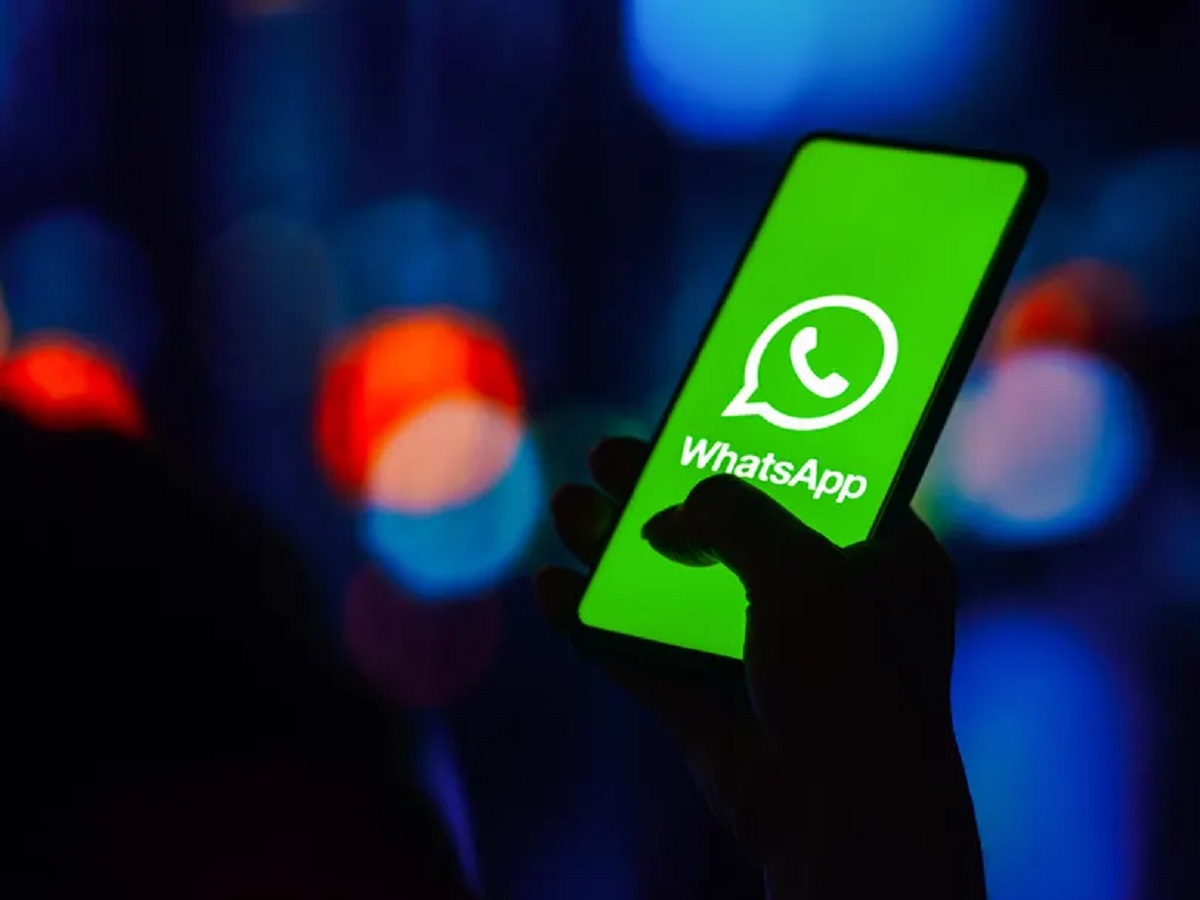 Tech Tips: WhatsApp users can read messages without appearing online; try this smart trick
