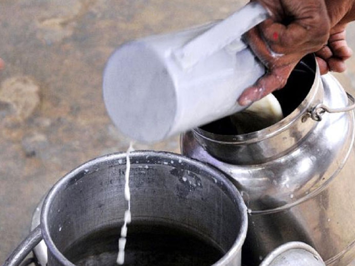 Check right at home whether milk has been diluted with water.