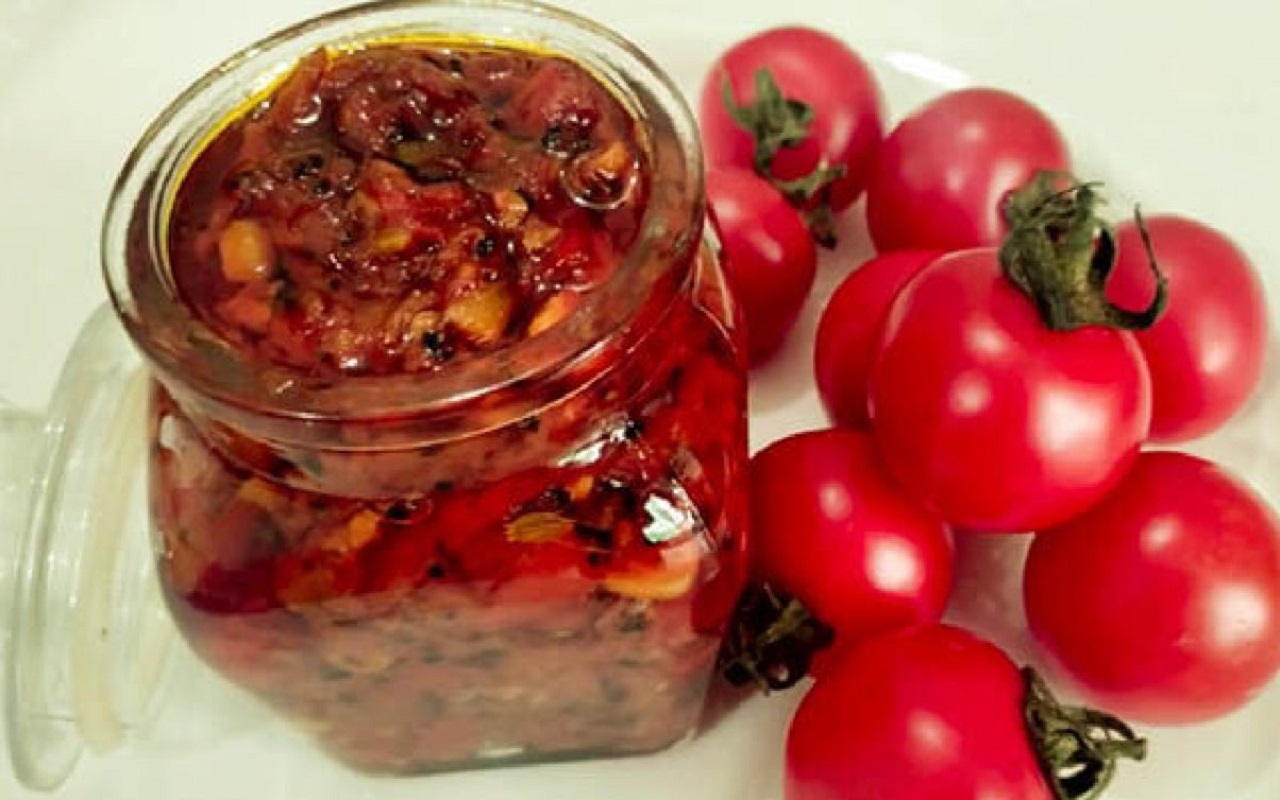 Recipe Tips: Tomato pickle will double the taste of your food