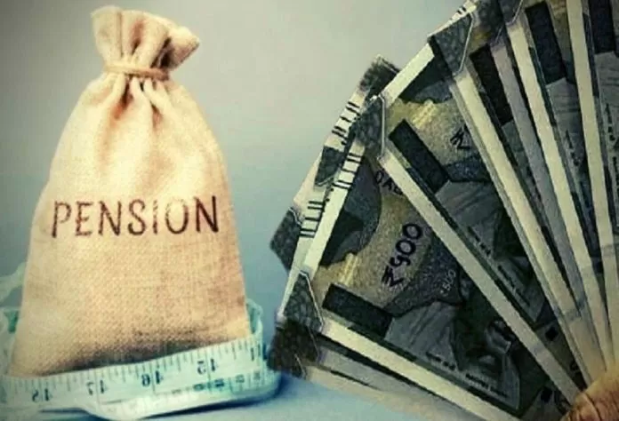 Old Pension Scheme: Promise to implement the old pension system and waive off the loans of farmers