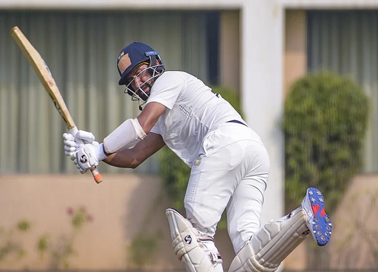 Cheteshwar Pujara broke this record of Brian Lara, left Vinod Kambli behind too