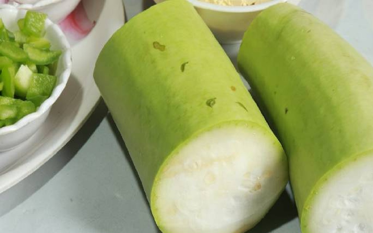 Recipe Tips: Make delicious bottle gourd raita at home with this method, definitely add these things