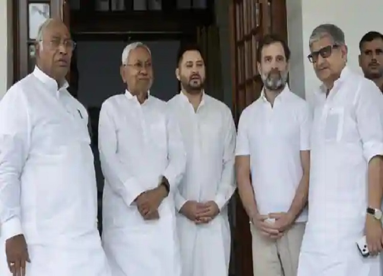 Opposition meeting: Opposition trying to unite for 2024 Lok Sabha elections, leaders of 18 parties will gather today