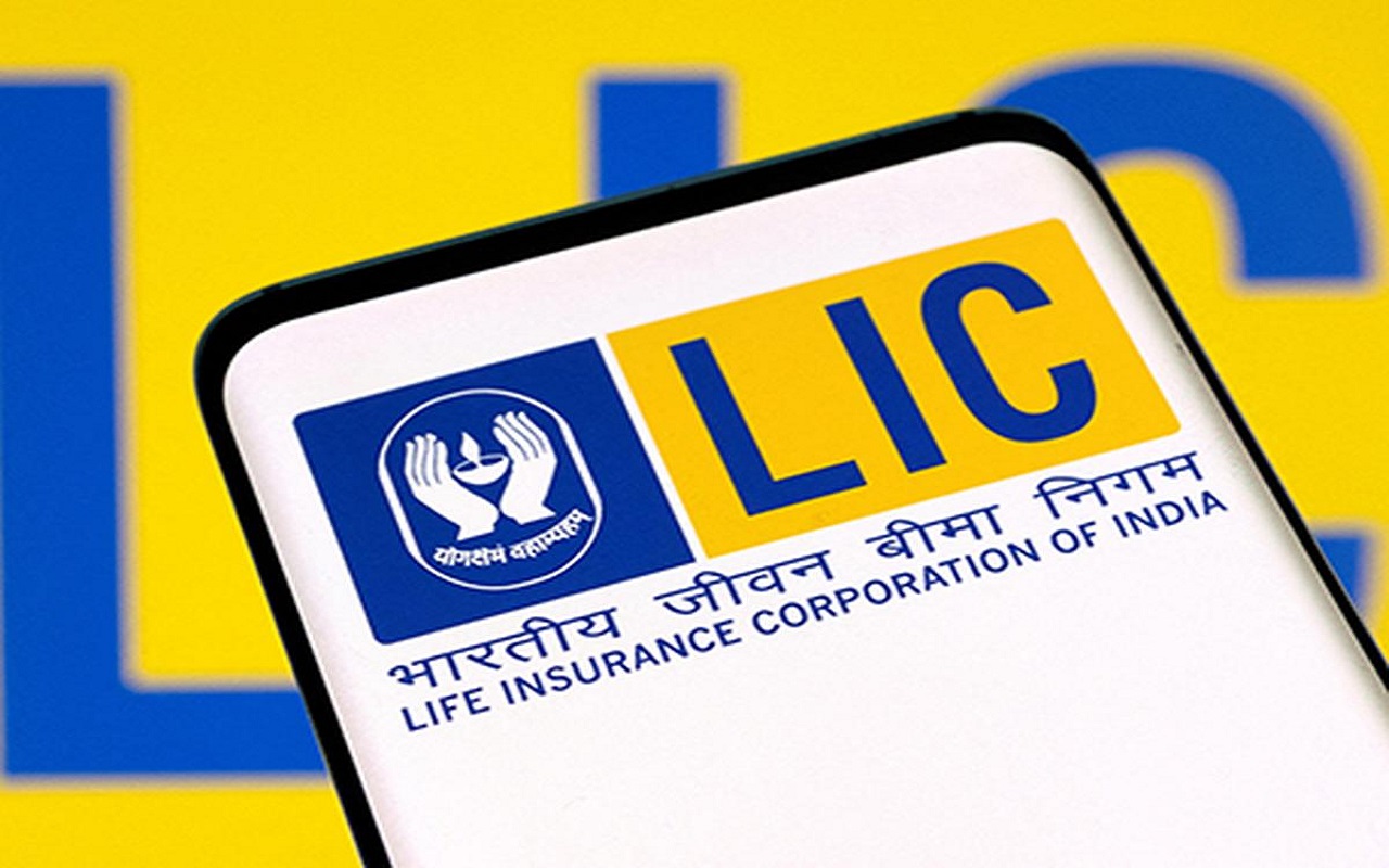 LIC: LIC's special campaign, you have a big opportunity to start your lapsed policy, you will also get discount.