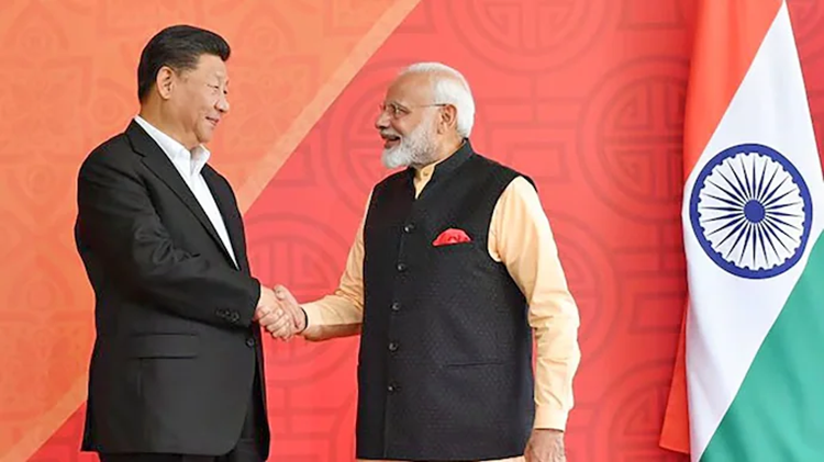 PM Modi shook hands with Xi Jinping in first bilateral meeting after 5 years, said 'we will talk with an open mind'