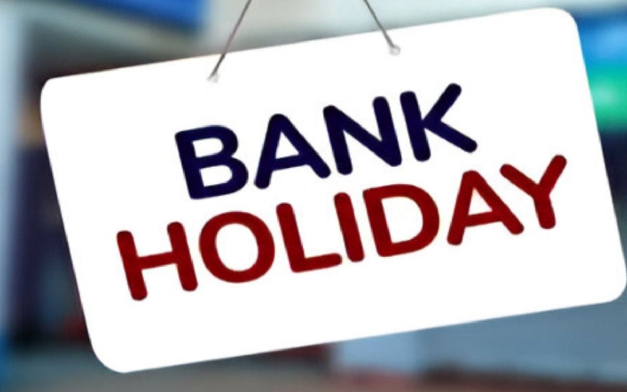 Bank Holiday: You should also complete these bank related tasks soon, banks will remain closed for four days this week.