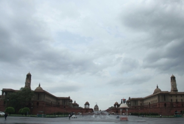 Delhi-Weather : Partly cloudy sky likely in Delhi