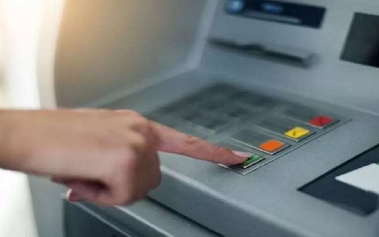 SBI ATM Services : No need to go to ATM to reset SBI ATM PIN, follow these steps