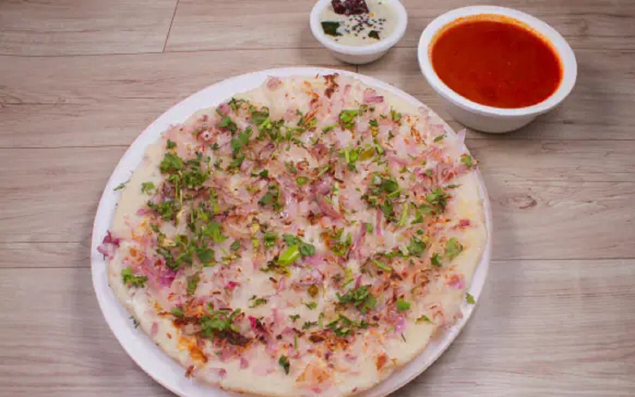 Recipe of the day :  Must make Aloo Uttapam for breakfast, which is full of taste
