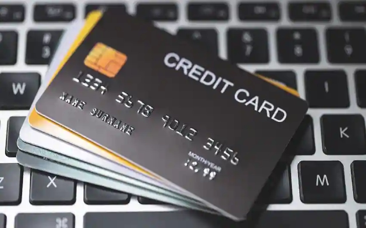 Credit Card: Forget the tension if you have not been able to pay the credit card bill, now you will not have to pay late fees! Will get soon.....