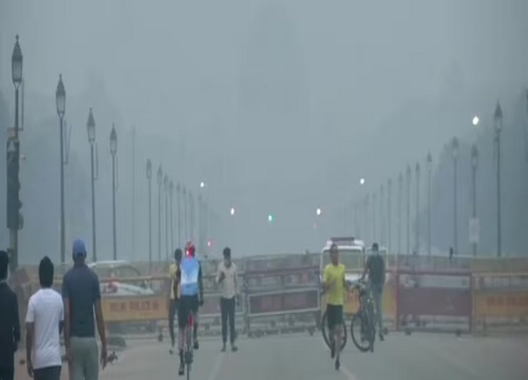 Weather Update: With the drop in temperature, the effect of winter started appearing in Rajasthan.
