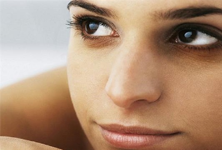 Beauty Tips : Try home remedies to reduce dark circles