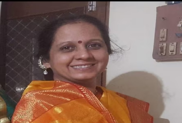 Women principal lost to the hands of an alumnus in Indore lost the battle for life