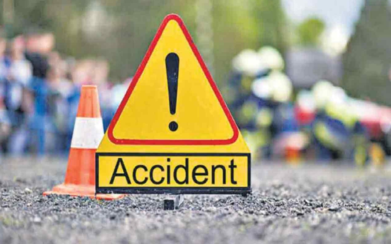 Two killed in road accident in Moradabad.