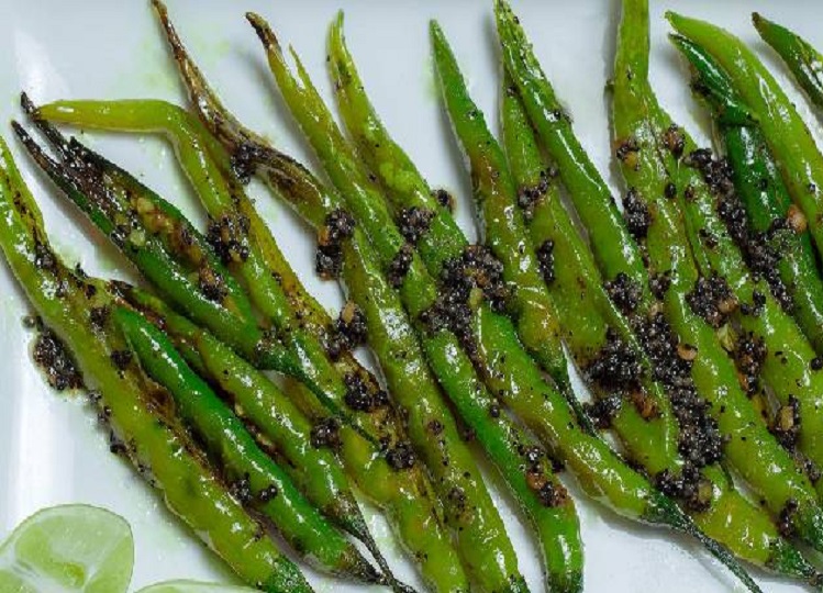 Recipe Tips: Make fried green chillies easily at home, enhance the taste with these things