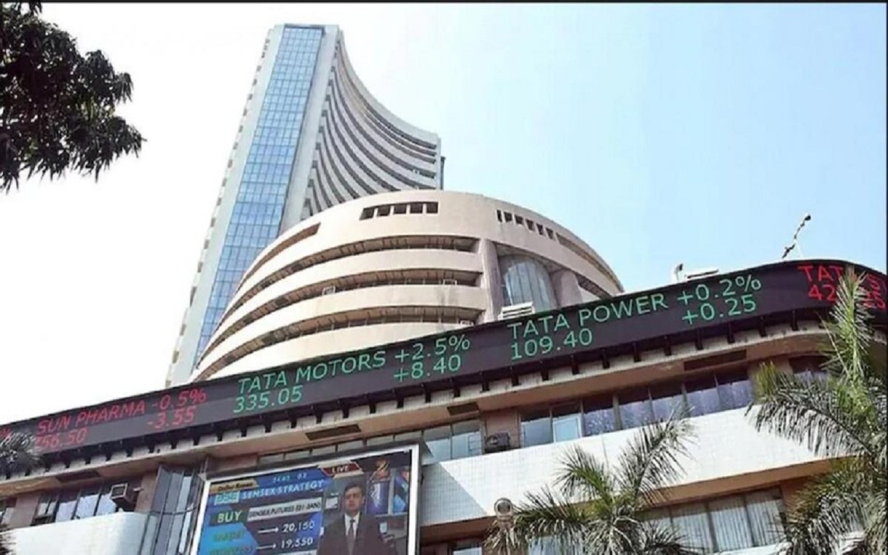 Stock market opened with a weak trend.  business news in hindi