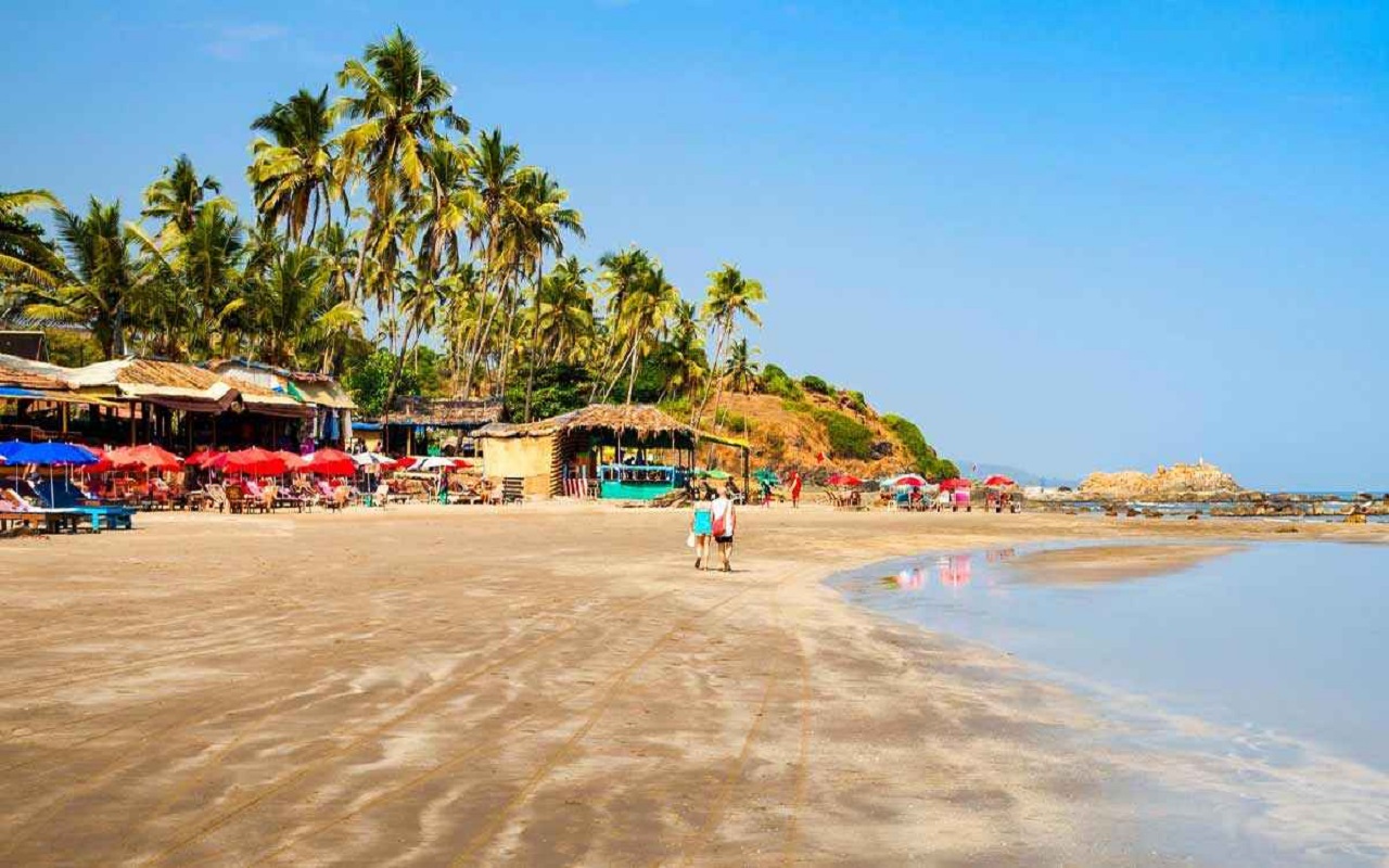 Travel Tips: If you have not been to Goa even once then make a plan to visit during holidays.