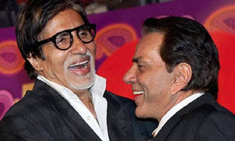 Bollywood: Amitabh Bachchan became emotional remembering Dharmendra at midnight, made this post