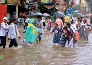 Noida schools closed due to rain, DM issued order, see update