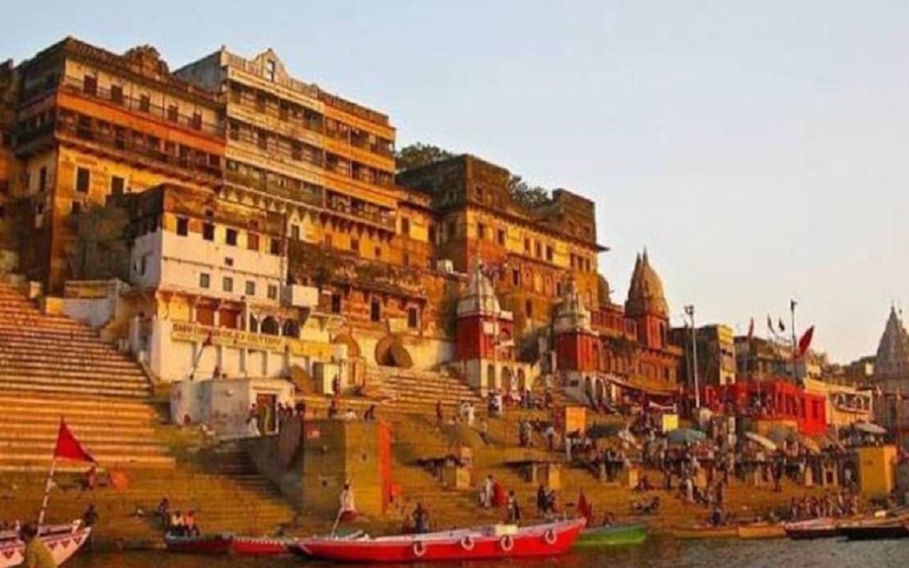Travel News : IRCTC has brought great tour packages, you will get a chance to visit Ayodhya, Kathmandu, Prayagraj and Varanasi.  Lifestyle News in Hindi